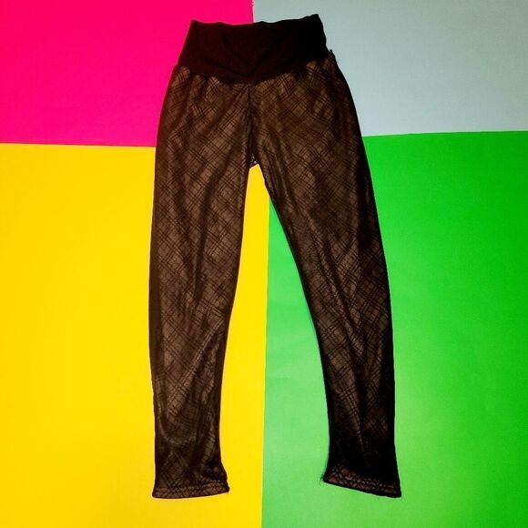 2/$20 Winter stretch Leggings plaid black pants - Picture 2 of 4